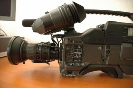 professionalnaja-videocamera-5069656